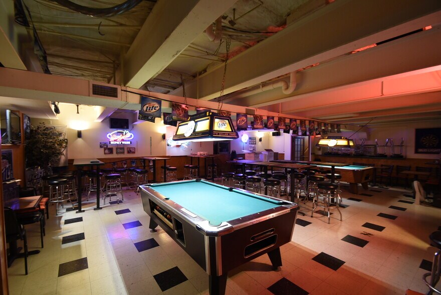 More Photos Of 1324 25th Ave S, Fargo Restaurant For Sale