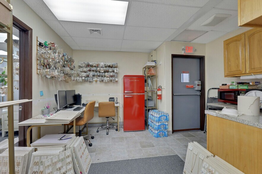 More Photos Of 117 Central Ave, Hackensack Office Residential For Lease