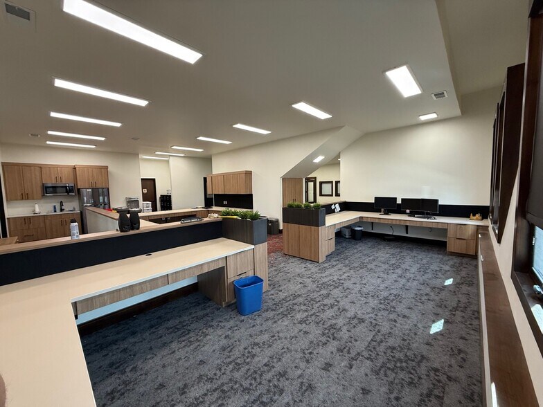 More Photos Of 3202 W 5000 S, Rexburg Office For Lease