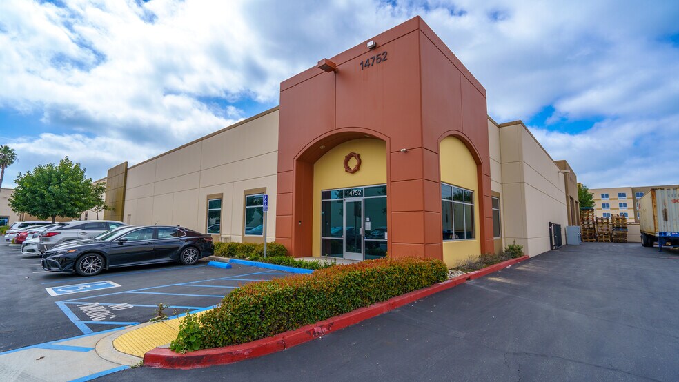 More Photos Of 14752 Yorba Ct, Chino Manufacturing For Sale