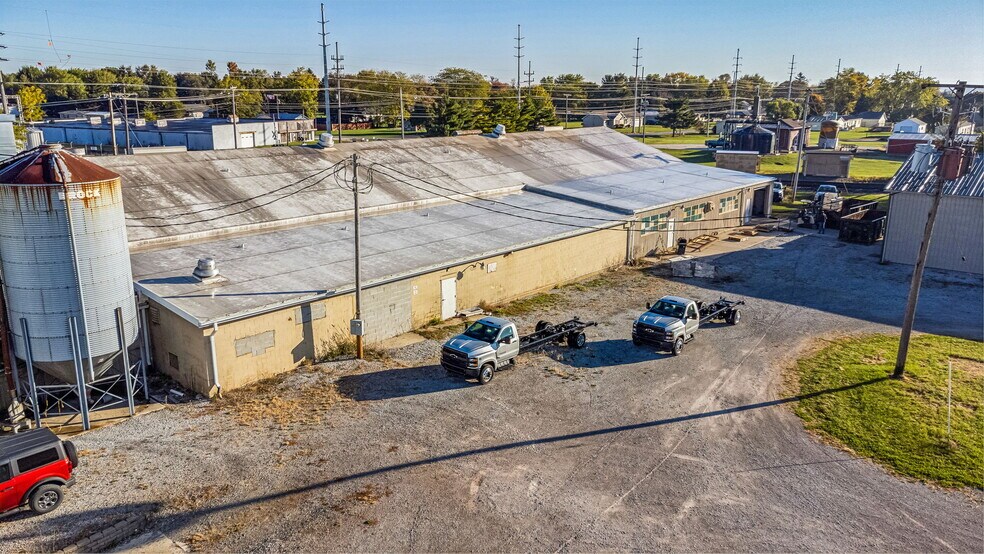 More Photos Of 211 W Geneva St, Dunkirk Manufacturing For Lease