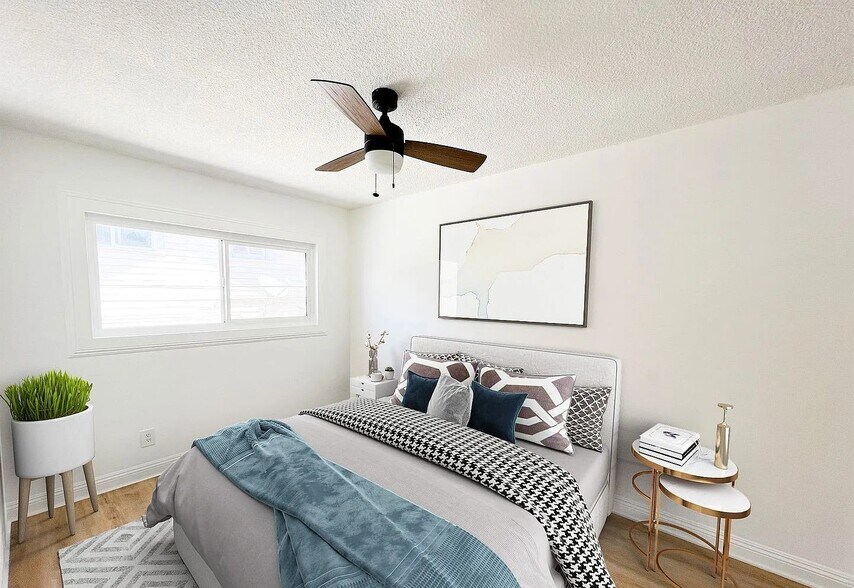 More Photos Of 1641 S New Hampshire Ave, Los Angeles Apartments For Sale