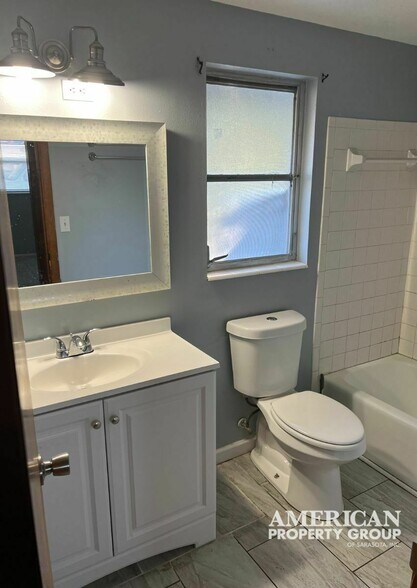 More Photos Of 2619 45th Ave W, Bradenton Apartments For Sale
