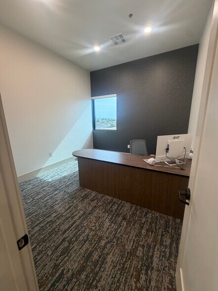 More Photos Of 2882 E Russell Rd, Las Vegas Office For Sale