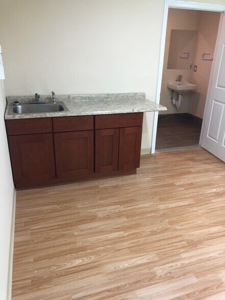 More Photos Of 1451 Chews Landing Rd, Clementon Office For Sale