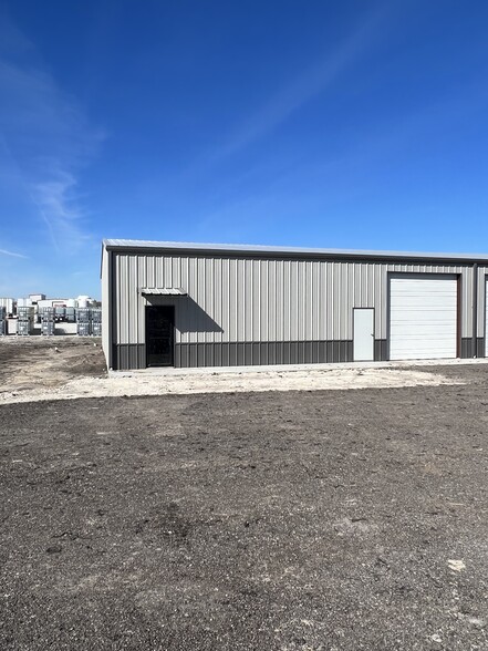 Primary Photo Of 900 N Cresson Hwy, Cresson Warehouse For Lease