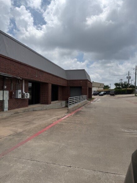 Primary Photo Of 625 Digital Dr, Plano Office For Lease