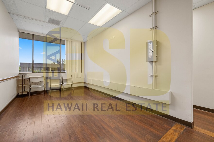 More Photos Of 98-1247 Kaahumanu St, Aiea Office For Sale