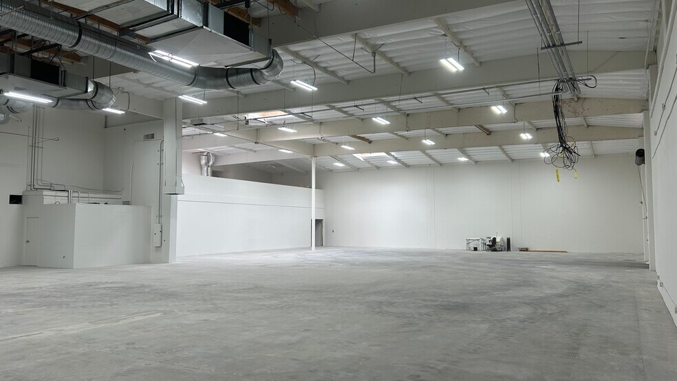 More Photos Of 12500 Beatrice St, Los Angeles Unknown For Lease