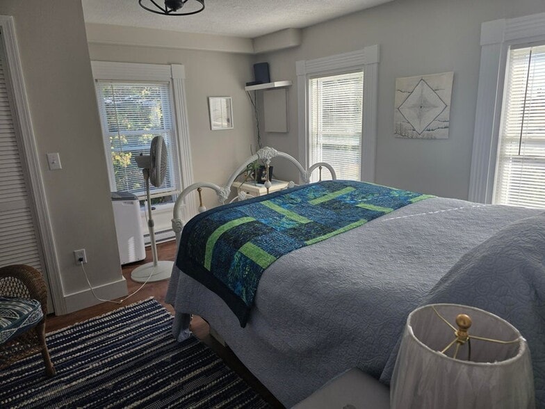 More Photos Of 12 Gay St, Rockland Apartments For Sale