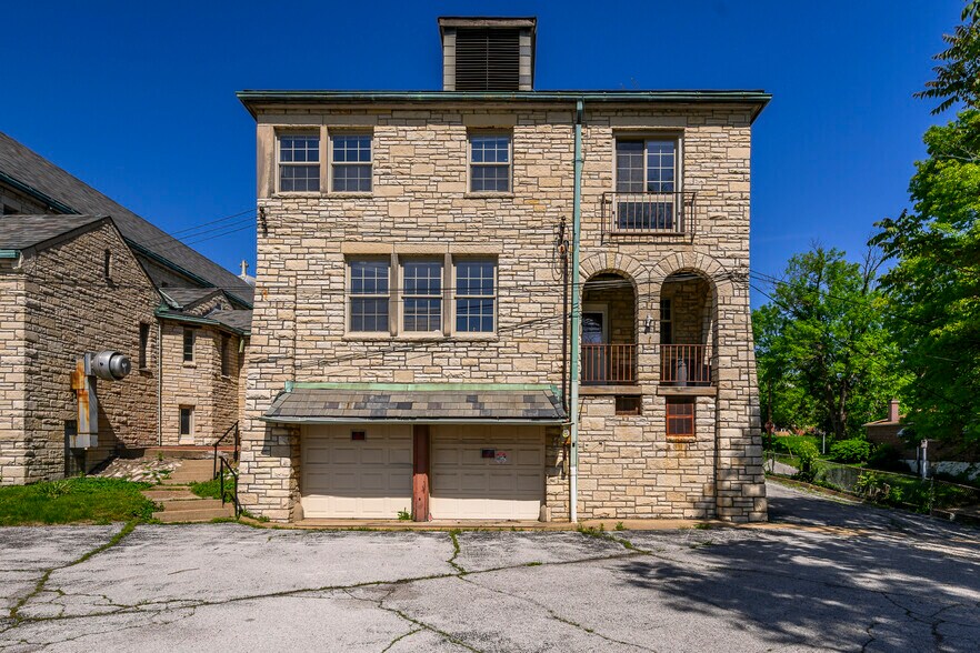 More Photos Of 6300 Minnesota Ave, Saint Louis Religious Facility For Sale