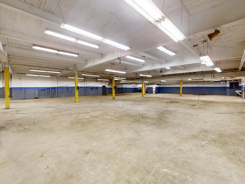 More Photos Of 138 E 12th St, Erie Freestanding For Lease