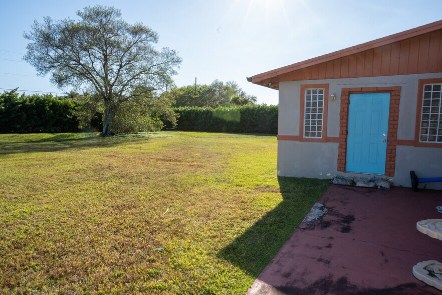 More Photos Of 10450 NW 19th Ave, Miami Schools For Sale
