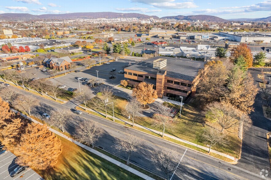 More Photos Of 1100 Berkshire Blvd, Wyomissing Medical For Lease