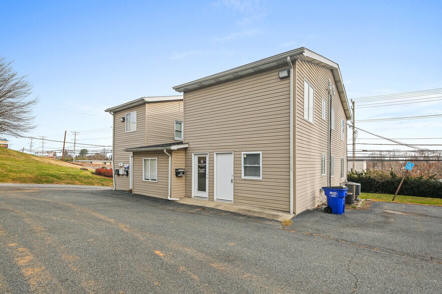 More Photos Of 808 Baltimore Pike, Bel Air Medical For Sale