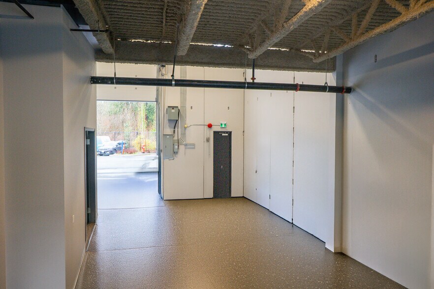 More Photos Of 19748A 86th Av, Langley Warehouse For Sale