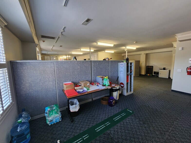 More Photos Of 7006 Pelham Rd, Greenville Office For Sale