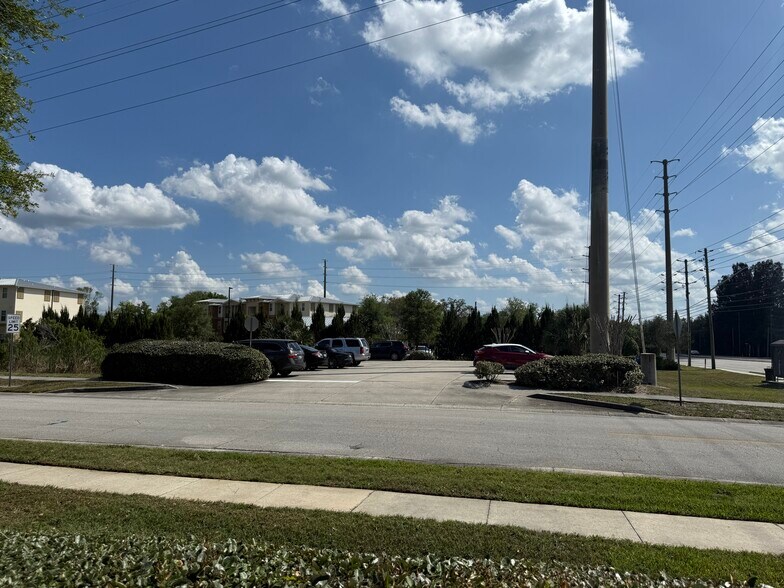 More Photos Of 100 Burnsed Pl, Oviedo Medical For Lease