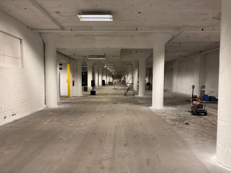 More Photos Of 2 Potomac St, Rochester Warehouse For Lease