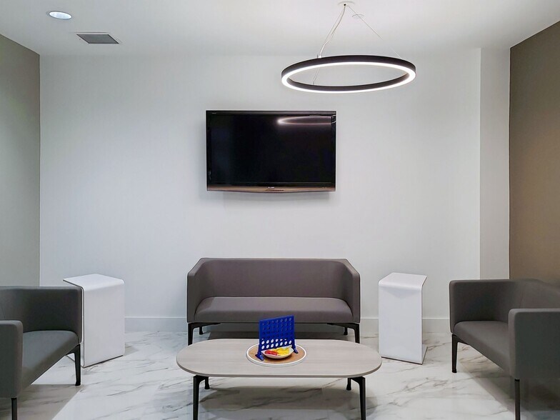 More Photos Of 4509 Creedmoor Rd, Raleigh Coworking Space