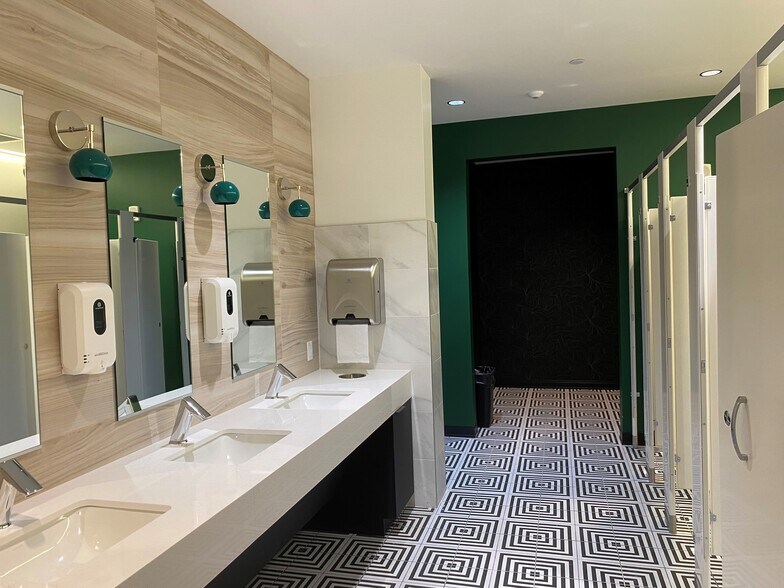 More Photos Of 116 15th St, Pittsburgh Office For Lease