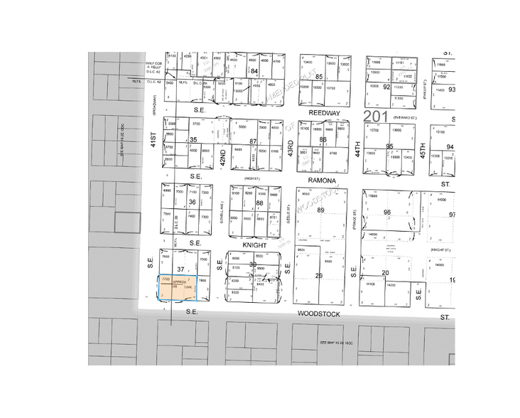 More Photos Of 4103-4111 SE Woodstock Blvd, Portland General Retail For Sale