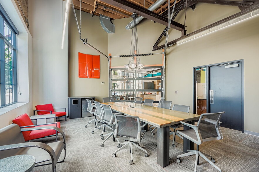 More Photos Of 571 Snelling Ave N, Saint Paul Office For Sale