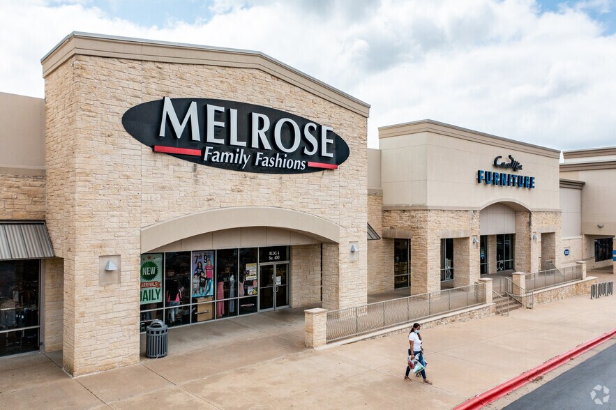 More Photos Of 12901 N I-35 Service Rd, Austin Unknown For Lease