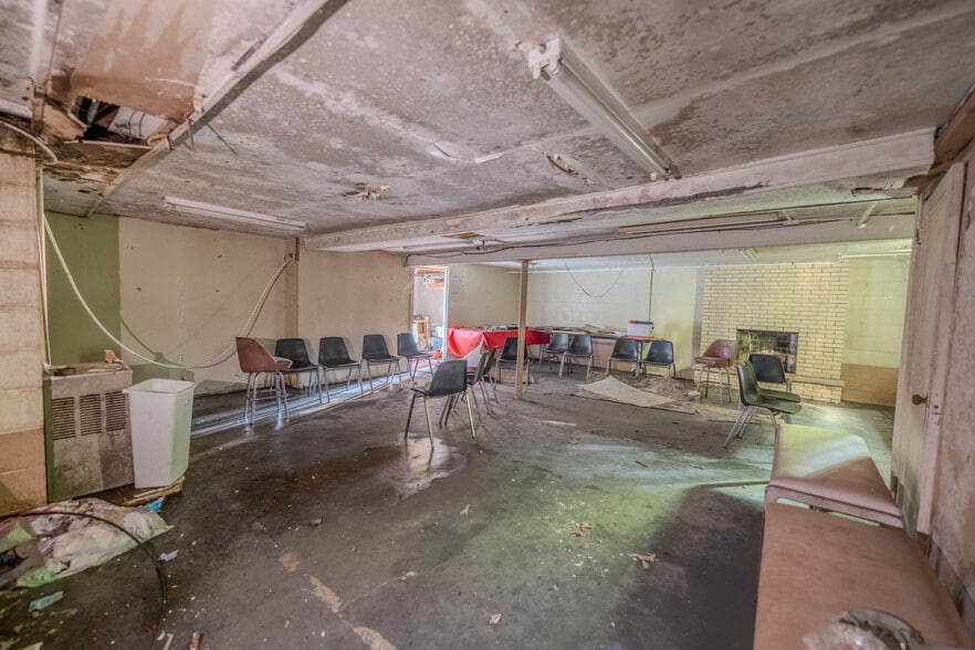 More Photos Of 112 S 13th St, Jeannette Religious Facility For Sale