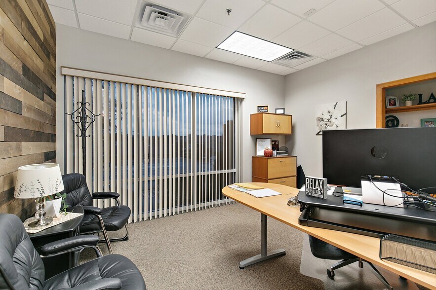 More Photos Of 15-85 N Woodbury St, South Elgin Apartments For Lease