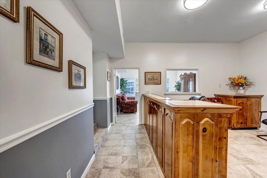 More Photos Of 106 W Laurel St, Scottsboro Office Residential For Sale