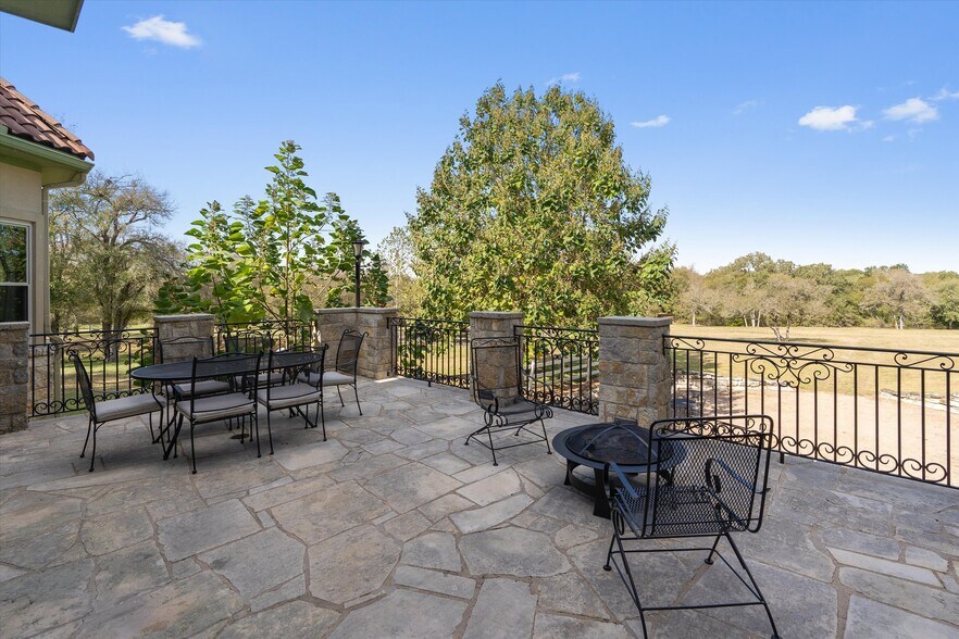 More Photos Of 1092 FM 3000, Elgin Specialty For Sale