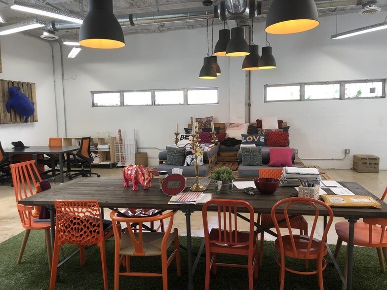 More Photos Of 330 NW 29th St, Miami Loft Creative Space For Lease