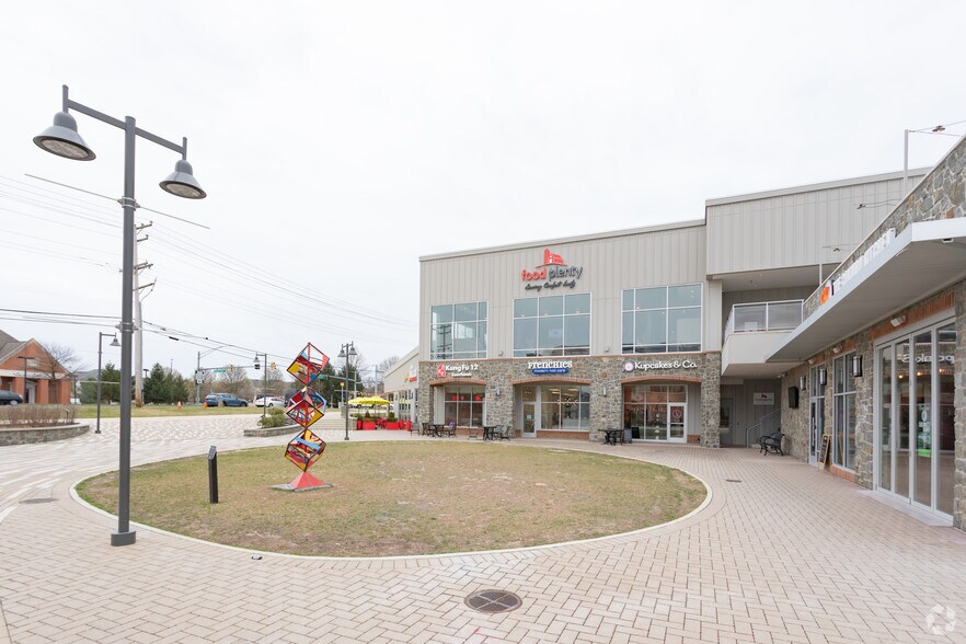 More Photos Of 12250 Clarksville Pike, Clarksville Storefront For Lease