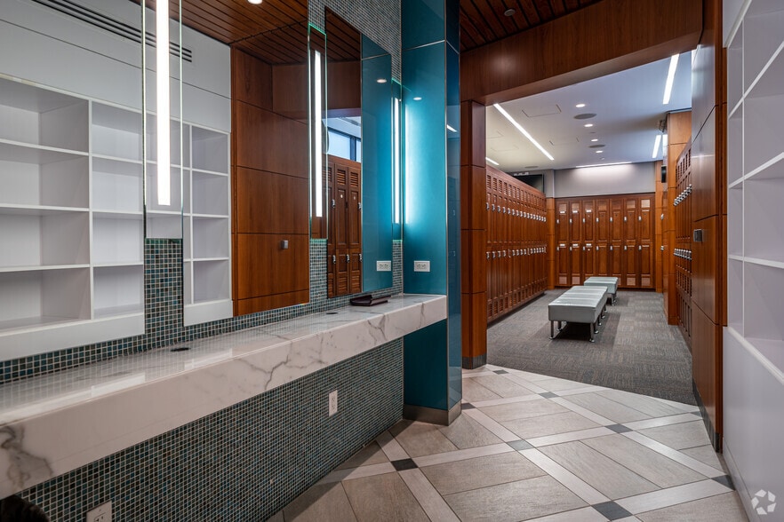 More Photos Of 5555 San Felipe St, Houston Office For Lease