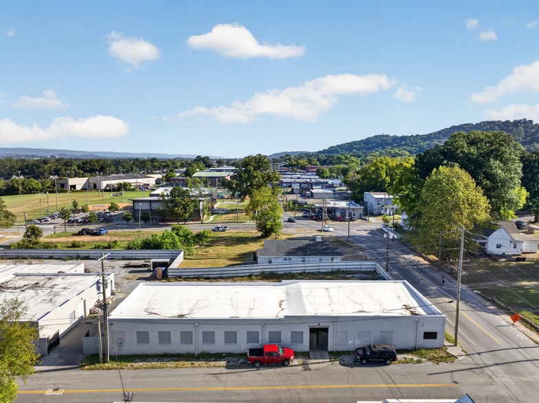More Photos Of 3709A Dodds Ave, Chattanooga Manufacturing For Lease