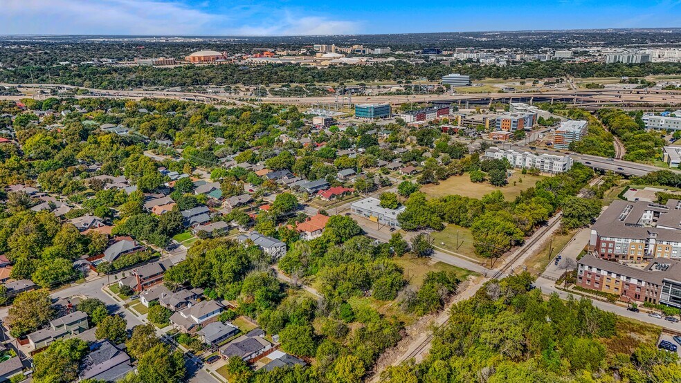 More Photos Of 2101-2121 W Magnolia Ave, Fort Worth Land For Sale