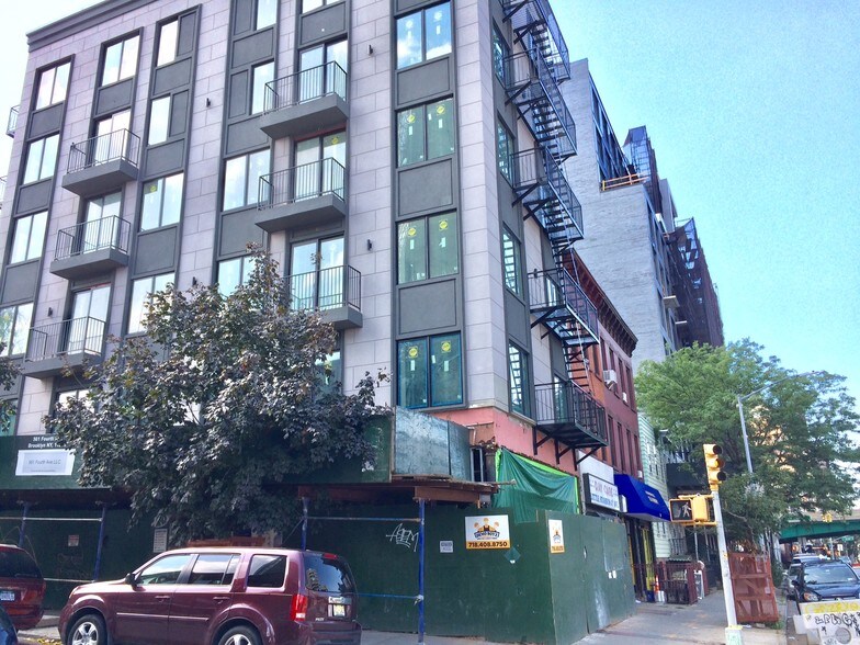 More Photos Of 561 4th Ave, Brooklyn Storefront Retail Residential For Lease