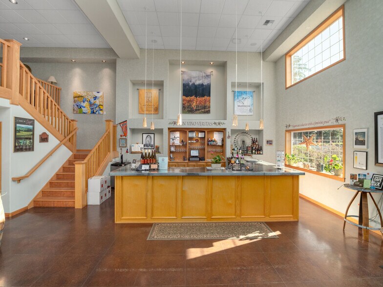 More Photos Of 345 1st St, Elkton Winery Vineyard For Sale