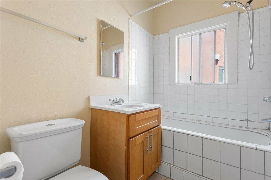 More Photos Of 3518-3530 Foothill Blvd, Oakland Apartments For Sale