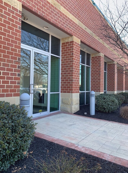 More Photos Of 945 E Park Dr, Harrisburg Medical For Lease