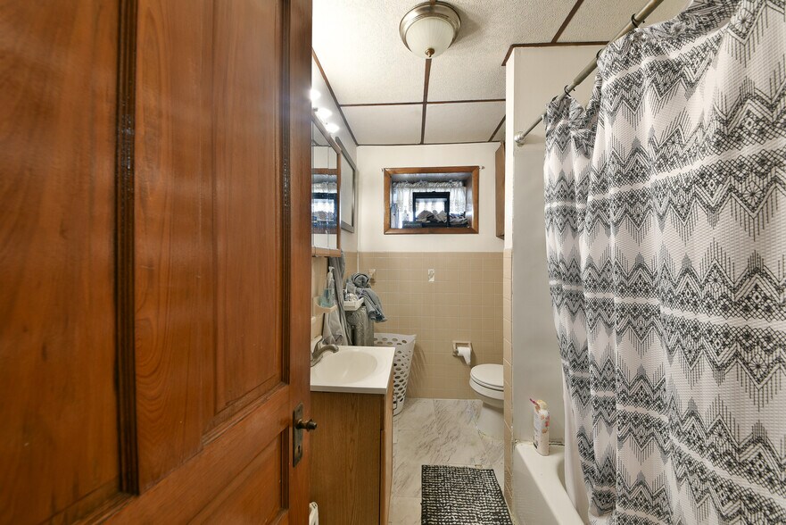 More Photos Of 2554 E Clearfield St, Philadelphia Multifamily For Sale