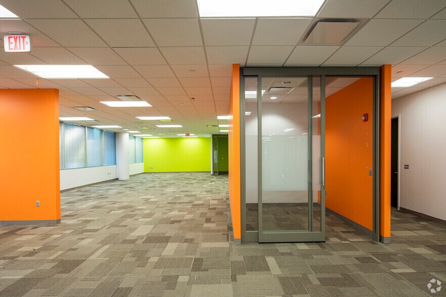 More Photos Of 12470 Telecom Dr, Tampa Office For Sale