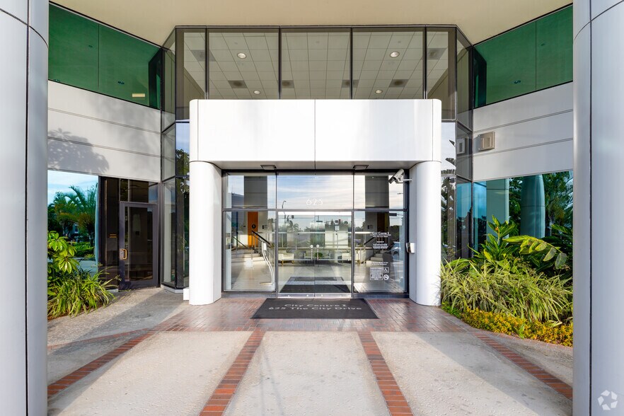 More Photos Of 625 The City Dr S, Orange Office For Lease