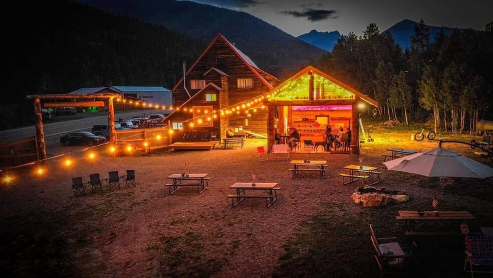 More Photos Of 71450 Highway 550, Silverton Hotel For Sale