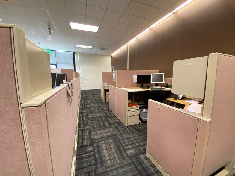More Photos Of 2508 Verne Roberts Cir, Antioch Research And Development For Sale