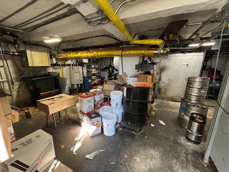 More Photos Of 1045 Union St, Brooklyn Apartments For Lease