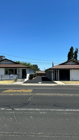 More Photos Of 421 E Center St, Manteca Medical For Lease