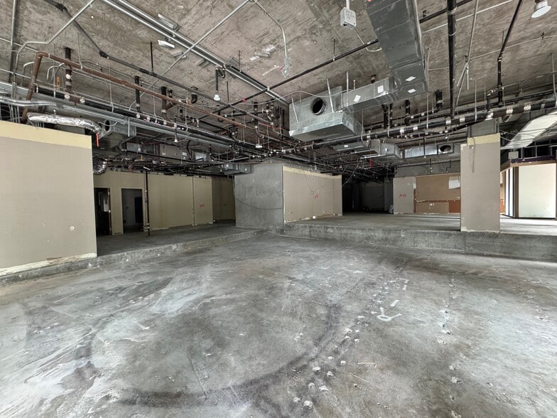 More Photos Of 566 Ash St, San Diego Apartments For Sale