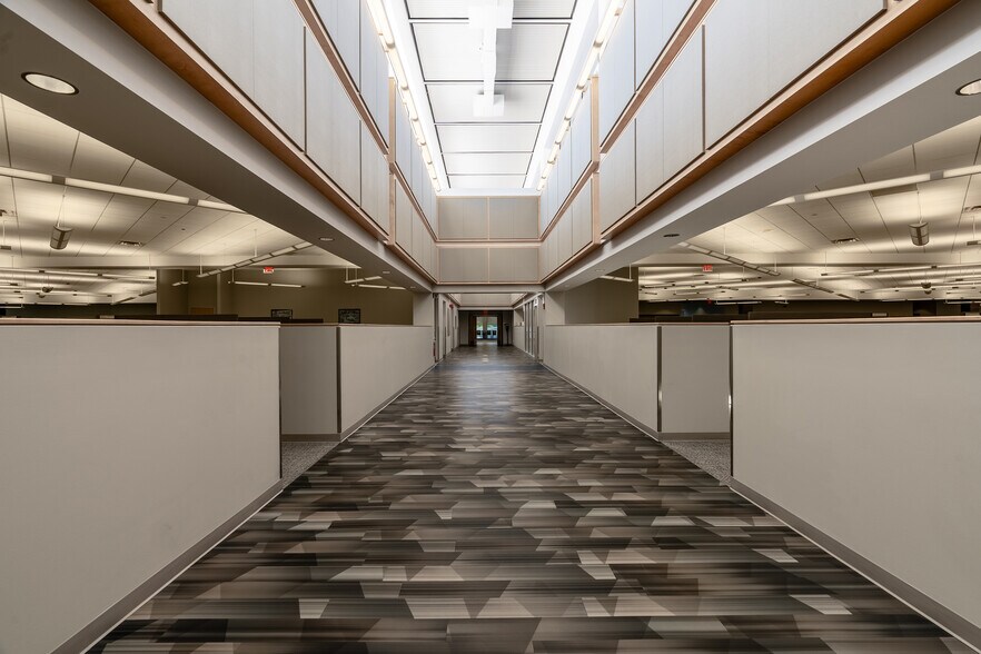 More Photos Of 5001 Meadowland Pky, Marion Office For Sale